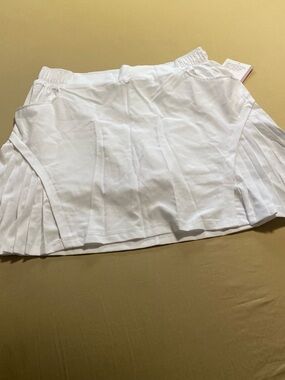 Mondetta White Pleated Skater Skirt